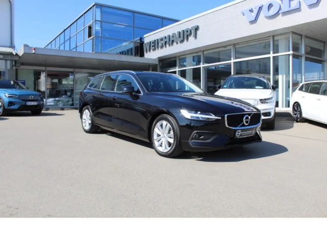 Volvo V60 Momentum