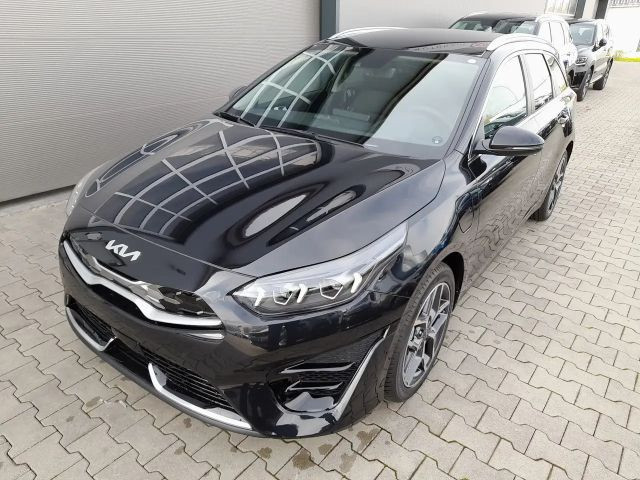 Kia Ceed SportWagon Platinum Edition