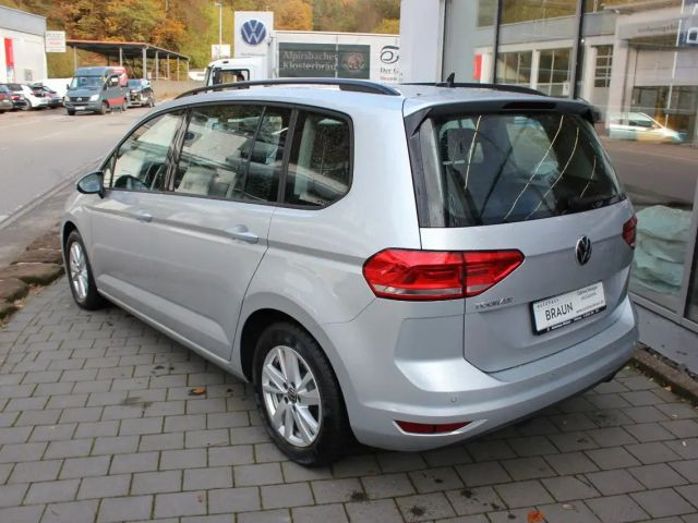 Volkswagen Touran Comfortline 1.5 TSI