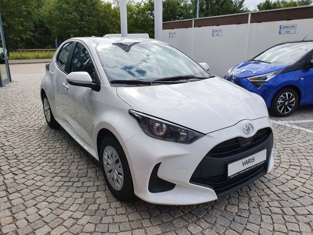 Toyota Yaris Comfort 1.0 VVT-i VVT-i