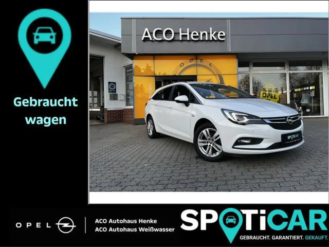 Opel Astra Sports Tourer Business