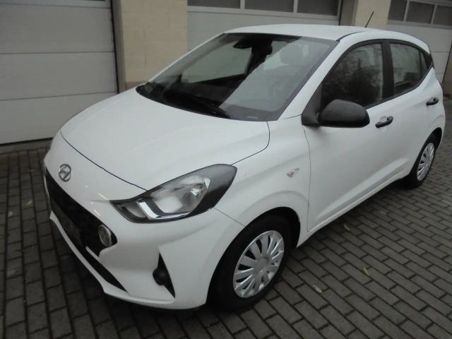 Hyundai i10 1.0