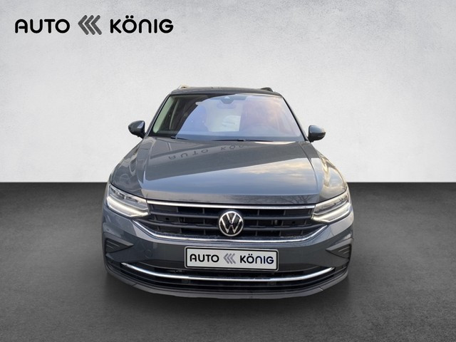 Volkswagen Tiguan Tiguan Active *AHK*NAVI*Rückfahrkamera*