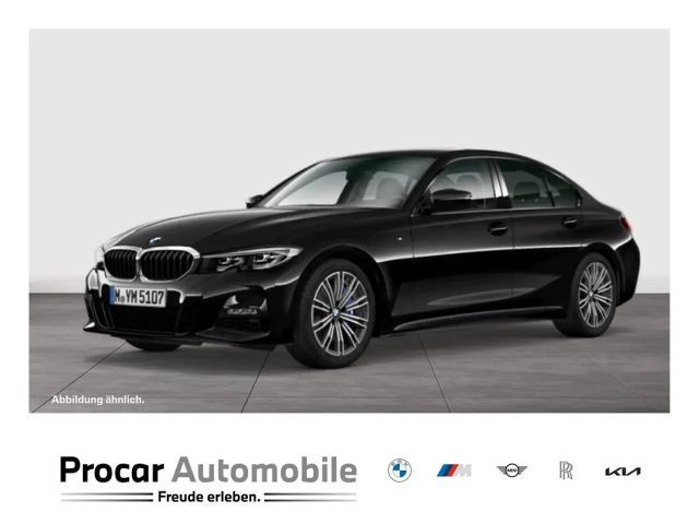 BMW 3 Serie 330 M-Sport xDrive 330i