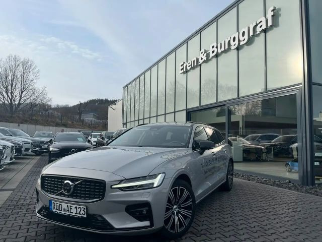 Volvo V60 Plus Dark