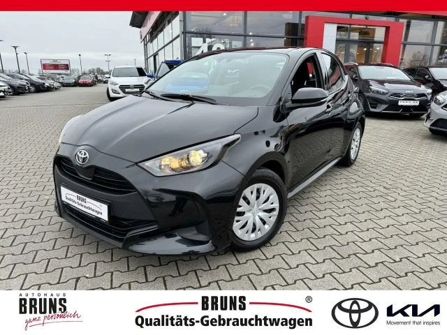 Toyota Yaris Comfort 1.0 VVT-i VVT-i