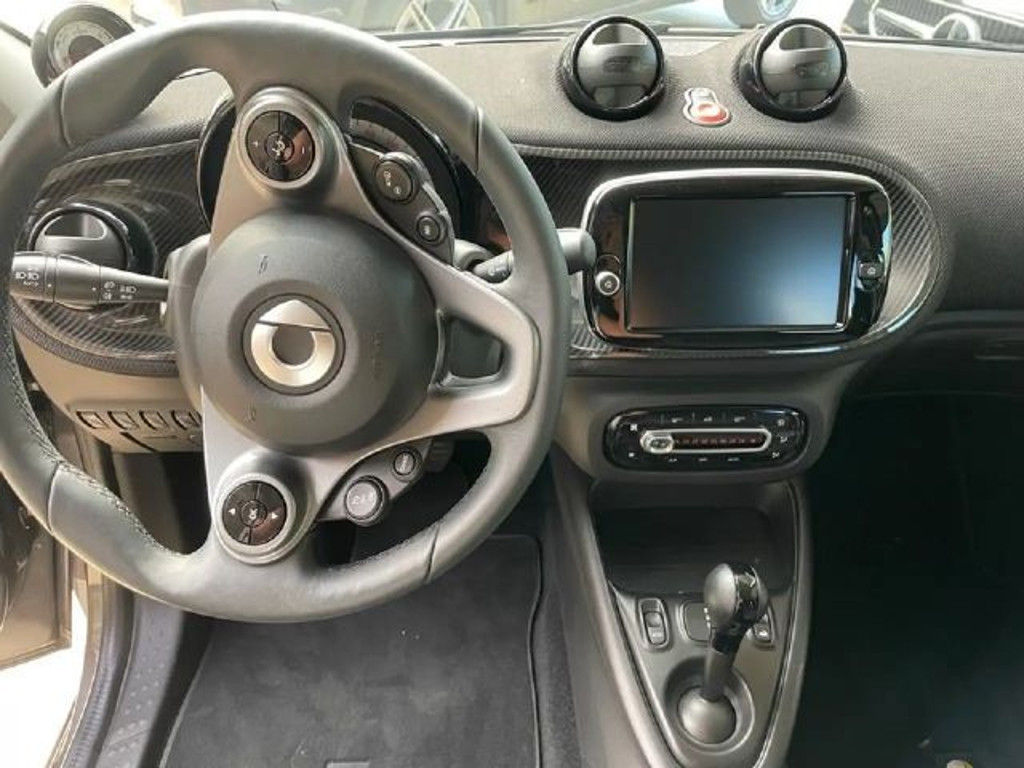 Smart EQ forfour