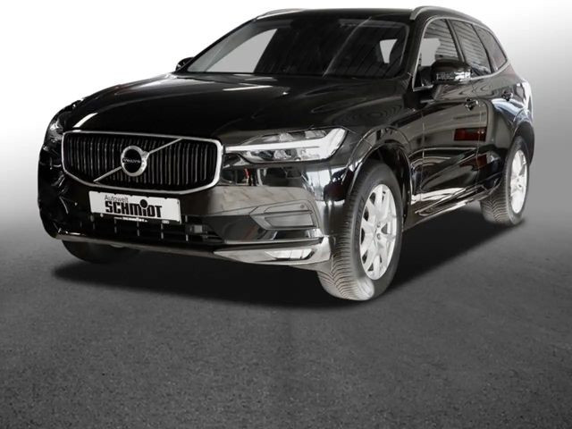 Volvo XC60 AWD Momentum R-Design