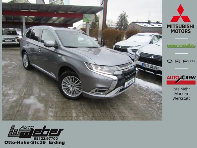 Mitsubishi Outlander 4WD MIVEC