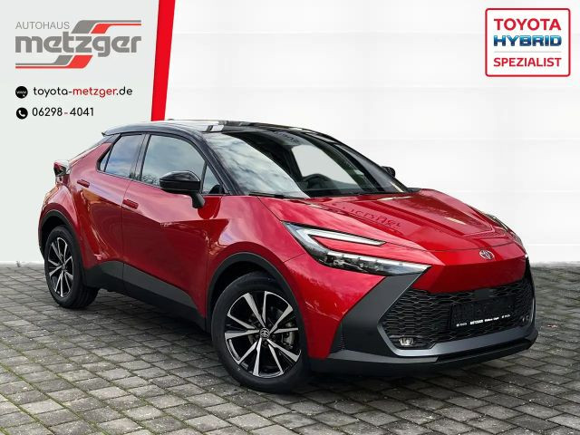 Toyota C-HR Team D