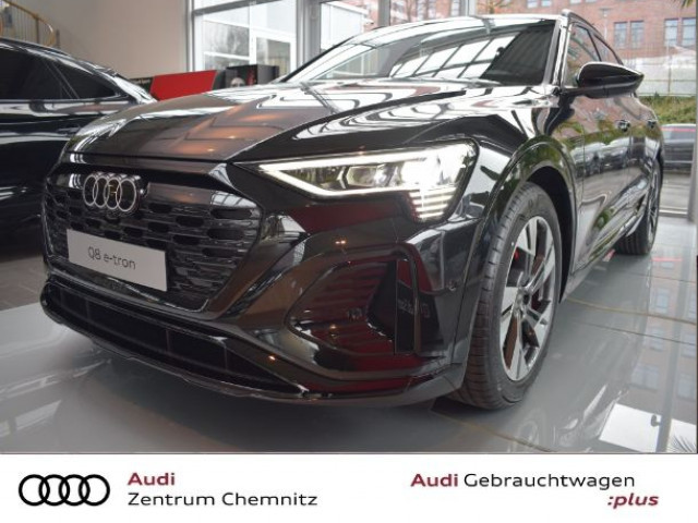 Audi Q8 e-tron Quattro S-Line 50