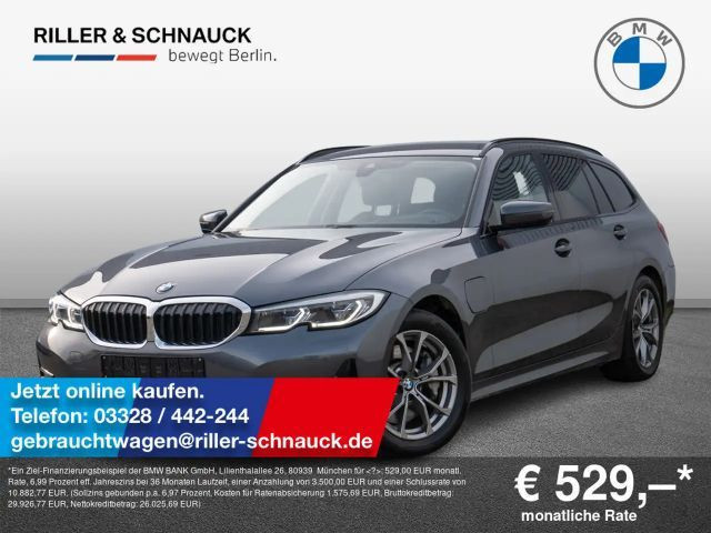 BMW 3 Serie 330 Sport Line Touring 330e