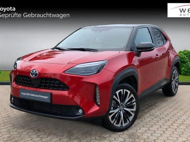 Toyota Yaris Cross Elegant Navigationssystem und M+S