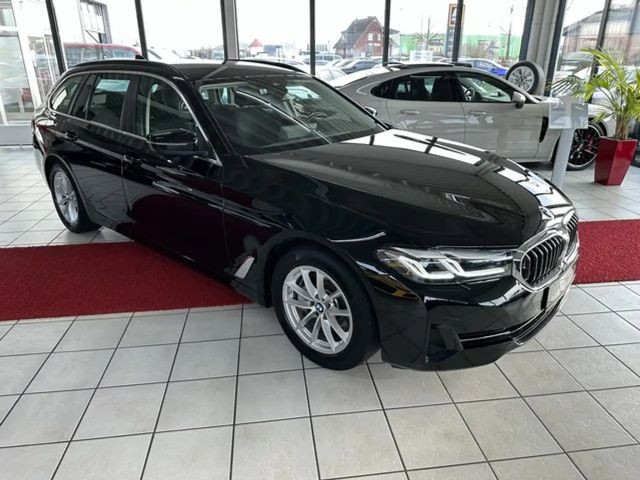 BMW 5 Serie 530 Business Line Touring 530d