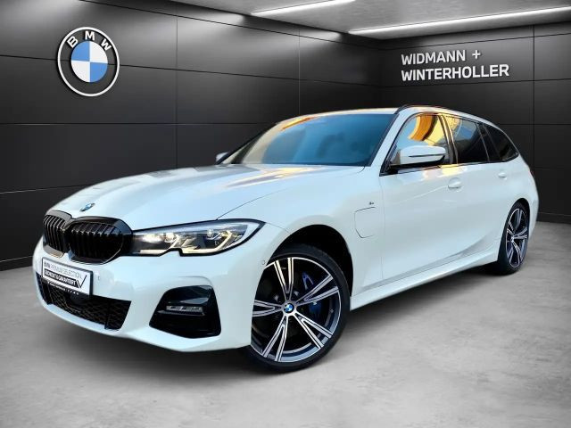 BMW 3 Serie 330 M-Sport xDrive Touring 330e