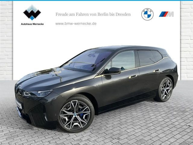 BMW iX xDrive40