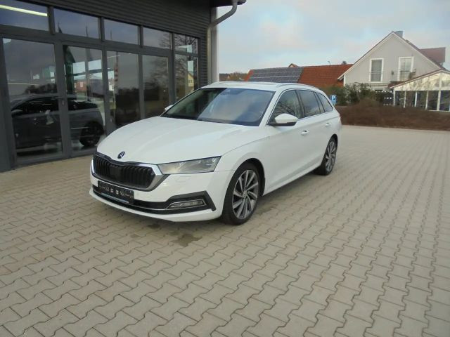 Skoda Octavia First Edition*SHZ v+h*WSS beheizt*NAVI*KESSY*RFK*