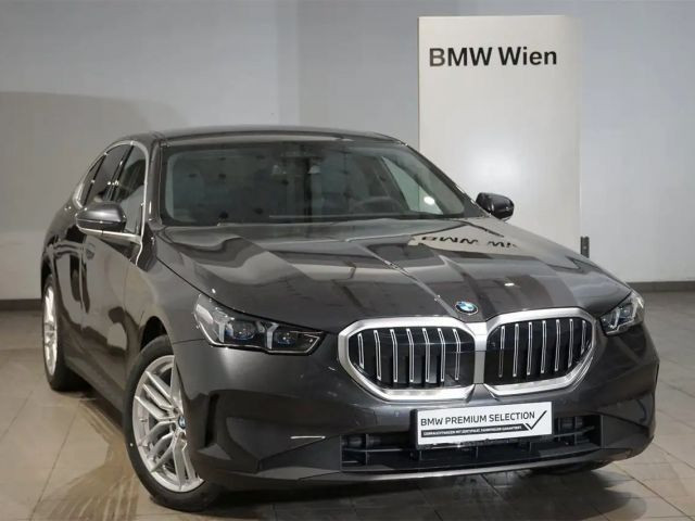 BMW 5 Serie 520 xDrive Sedan 520d