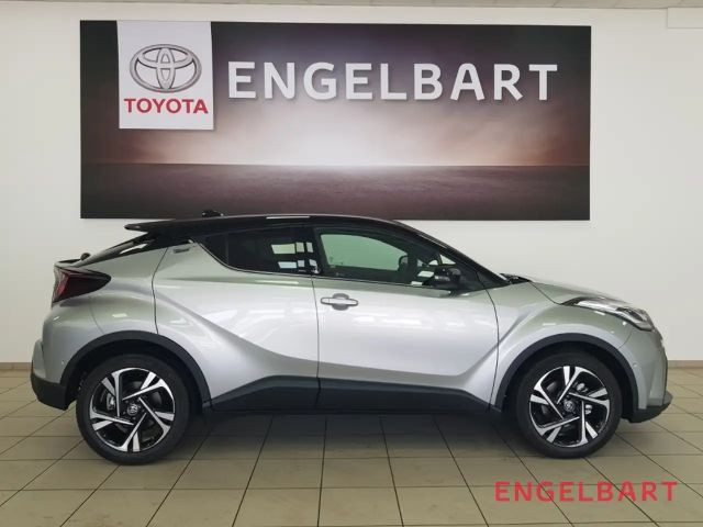 Toyota C-HR Team D Hybride