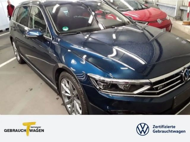 Volkswagen Passat DSG Variant R-Line 2.0 TDI