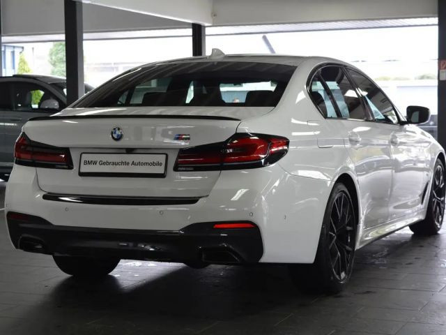 BMW 5 Serie 520 M-Sport 520d