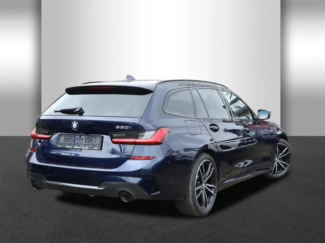 BMW 3 Serie 330 M-Sport Touring 330i