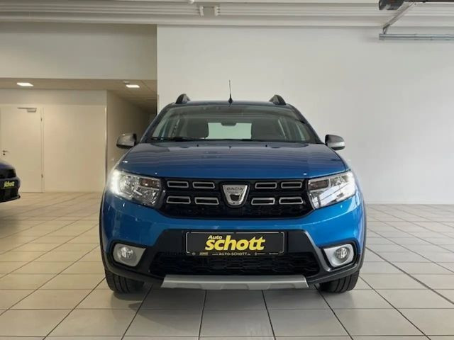 Dacia Sandero Stepway TCe 90 Anniversary