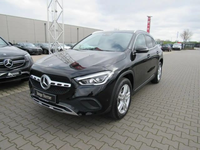 Mercedes-Benz GLA-Klasse GLA 180 Progressive