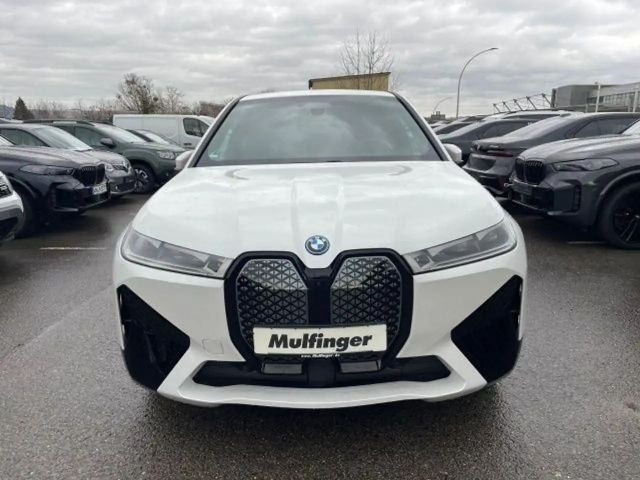 BMW iX x40 Sport Laser ACC DrivAssProf.KomfZ.AHK P+