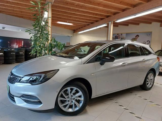 Opel Astra Sports Tourer Elegance