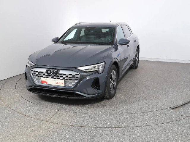 Audi Q8 e-tron Quattro Business 55