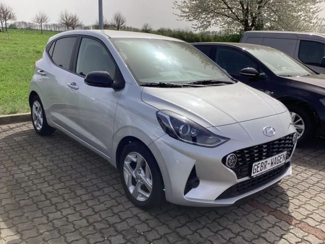 Hyundai i10 Connect