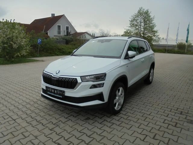 Skoda Karoq Tour*KESSY*SHZ-v+h*PDC-v+h*RFK*NAVI*WSS-beheizt*