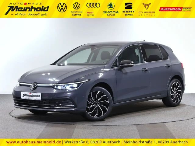 Volkswagen Golf DSG Life Plus