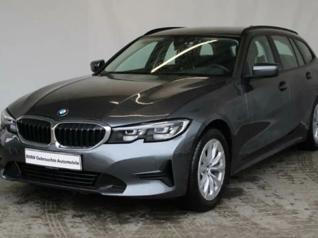 BMW 3 Serie 318 Touring Advantage pakket