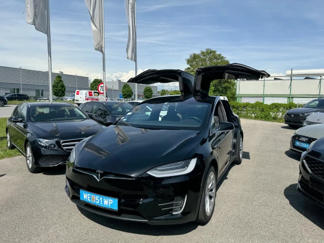 Tesla Model X Performance Ludicrous