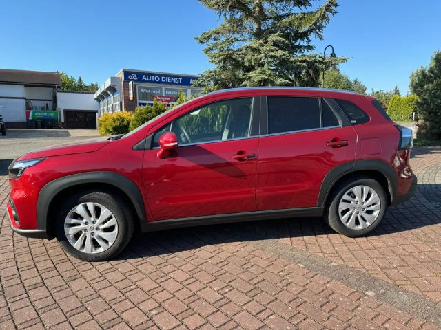 Suzuki S-Cross Hybrid