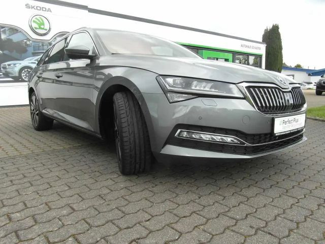 Skoda Superb Combi 2.0 TDI