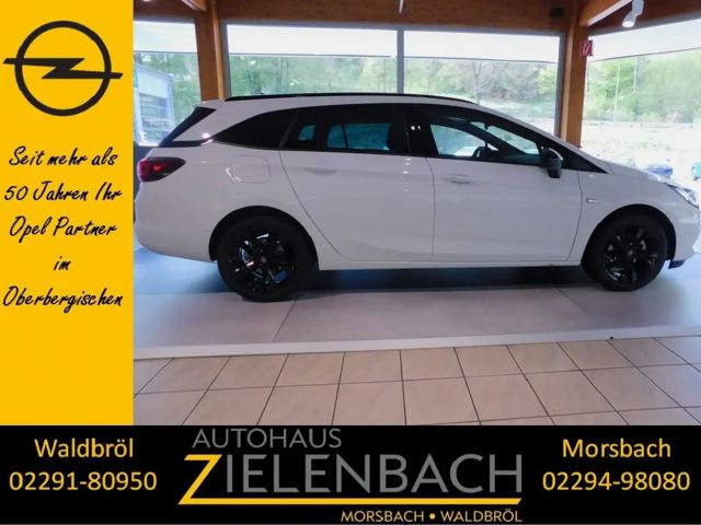 Opel Astra Sports Tourer Ultimate 1.2 Turbo Turbo