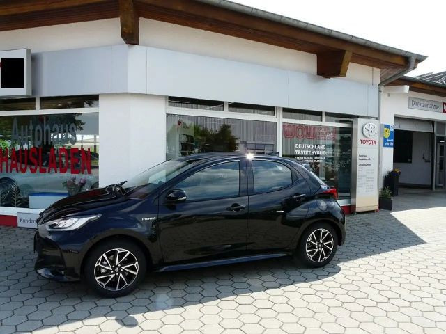 Toyota Yaris Team D Hybride