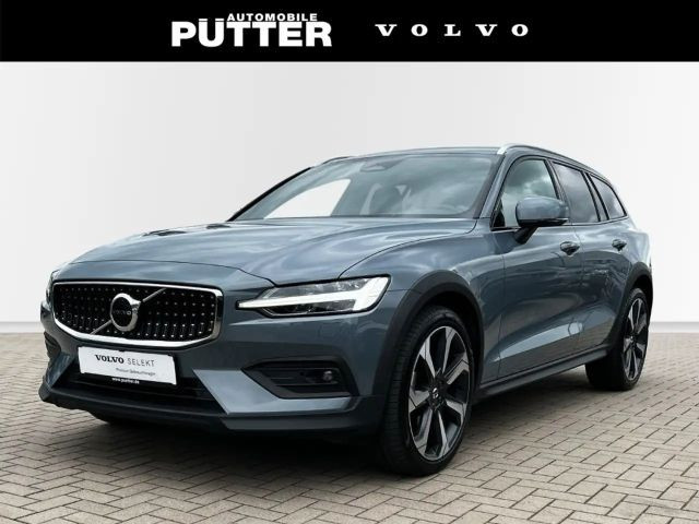 Volvo V60 Cross Country AWD Ultimate