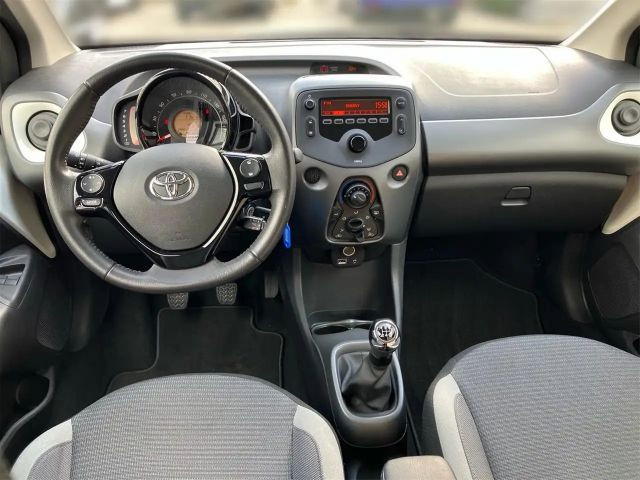 Toyota Aygo X-play VVT-i Play