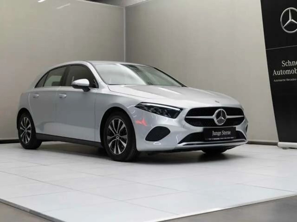 Mercedes-Benz A-Klasse A 180 A 180 d Hatchback