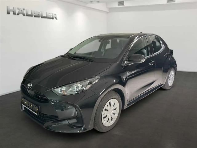 Mazda 2 Hybrid Pure mit ACC, Apple CarPlay & Klimaautomati