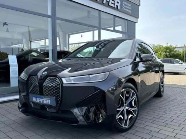 BMW iX xDrive40