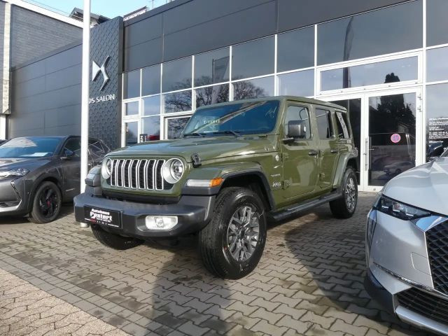 Jeep Wrangler Sahara