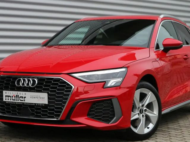 Audi A3 Sportback Sedan S-Line Hybride