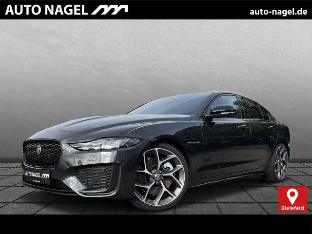 Jaguar XE P300 AWD