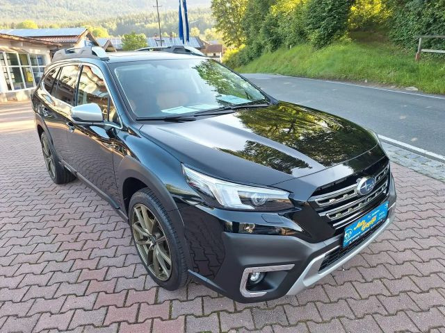 Subaru Outback 2.5i Platinum, Leder Braun,Flüssiggas