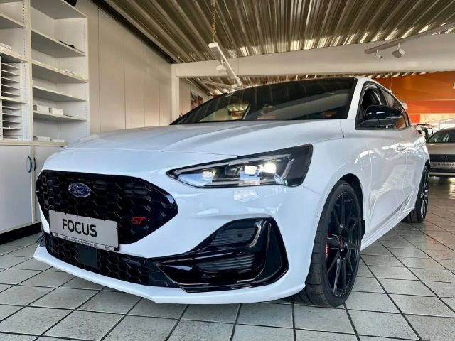 Ford Focus ST Line